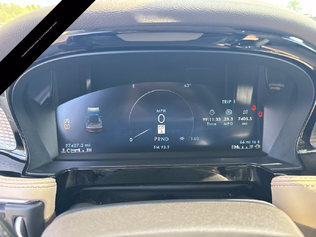 Certified 2023 Lincoln Corsair AWD w/ Equipment Group 101A image 18