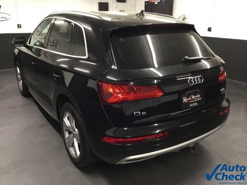 Used 2019 Audi Q5 2.0T Premium Plus w/ Premium Plus Package AWD/4WD image 7