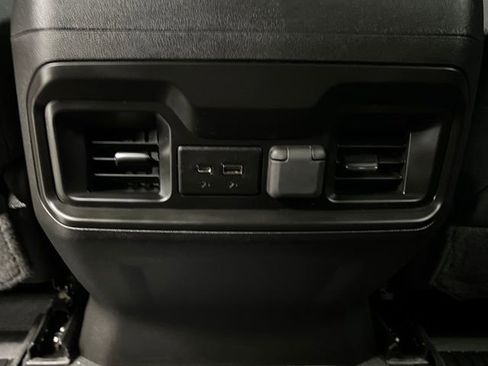 Used 2022 Chevrolet Silverado 1500 LT Trail Boss w/ Bed Protection Package image 45