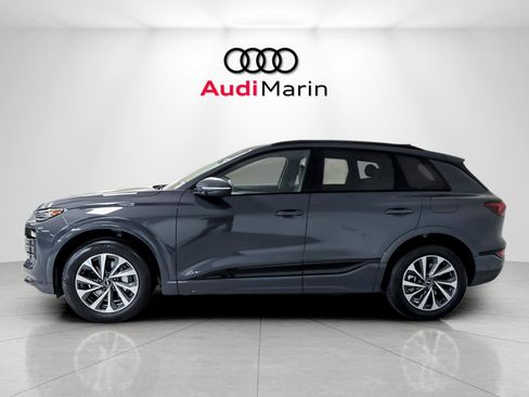 Used 2025 Audi Q6 e-tron Premium Plus AWD/4WD image 2