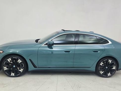 Used 2025 BMW 430i w/ Premium Package image 10