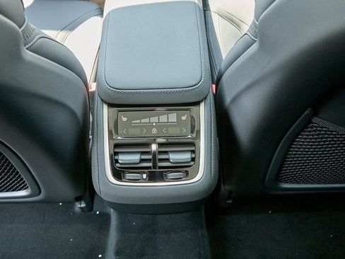 New 2026 Volvo XC90 B6 Plus w/ Protection Package image 20