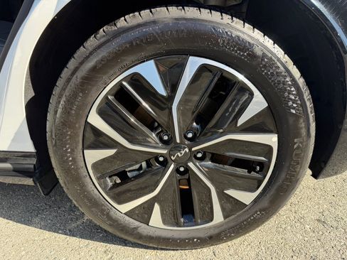 Used 2024 Kia EV6 Wind w/ Wind Technology Package RWD image 56