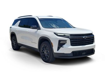 Used 2025 Chevrolet Traverse LT w/ Midnight/Sport Edition
