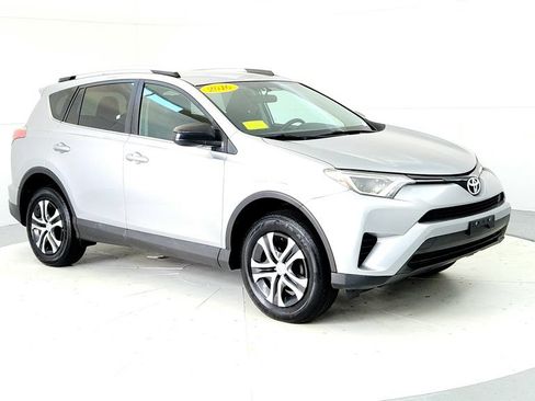 Used 2016 Toyota RAV4 LE AWD/4WD image 7