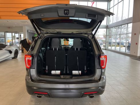 Used 2019 Ford Explorer XLT w/ Equipment Group 202A image 32