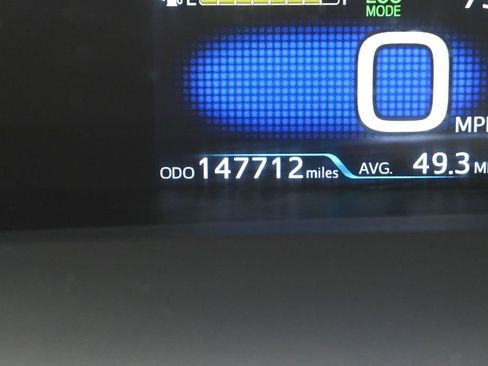 Used 2017 Toyota Prius Two w/ Carpet Mat Package FWD image 18
