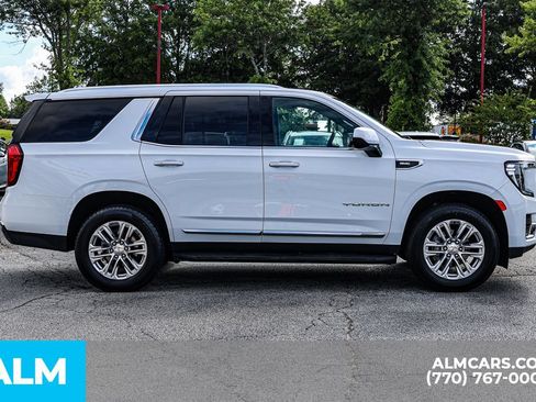 Used 2024 GMC Yukon SLT RWD image 10