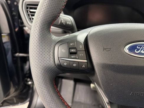 Used 2023 Ford Escape ST-Line w/ Tech Pack #1 image 17