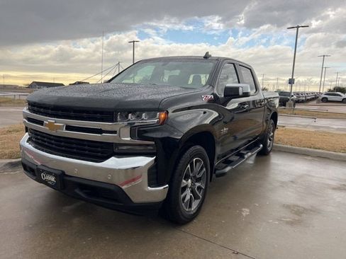 Used 2020 Chevrolet Silverado 1500 LT w/ Texas Edition image 1