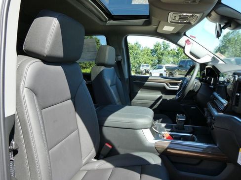 New 2026 Chevrolet Silverado 1500 LT Trail Boss w/ LT Trail Boss Premium Package AWD/4WD image 10