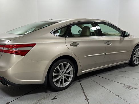 Used 2015 Toyota Avalon XLE Touring image 5