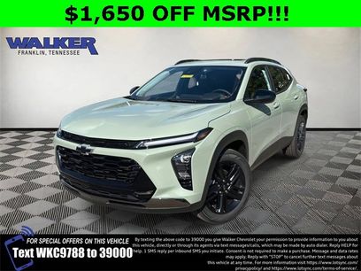 New 2026 Chevrolet Trax ACTIV w/ Sunroof Package