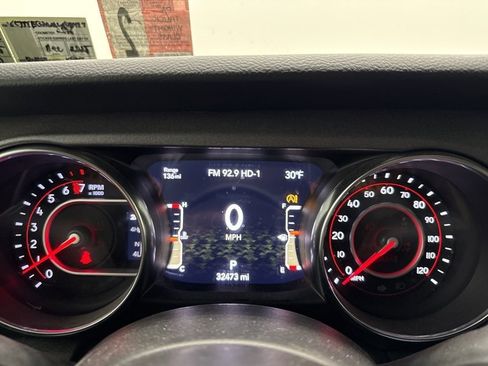 Used 2021 Jeep Gladiator Mojave image 26