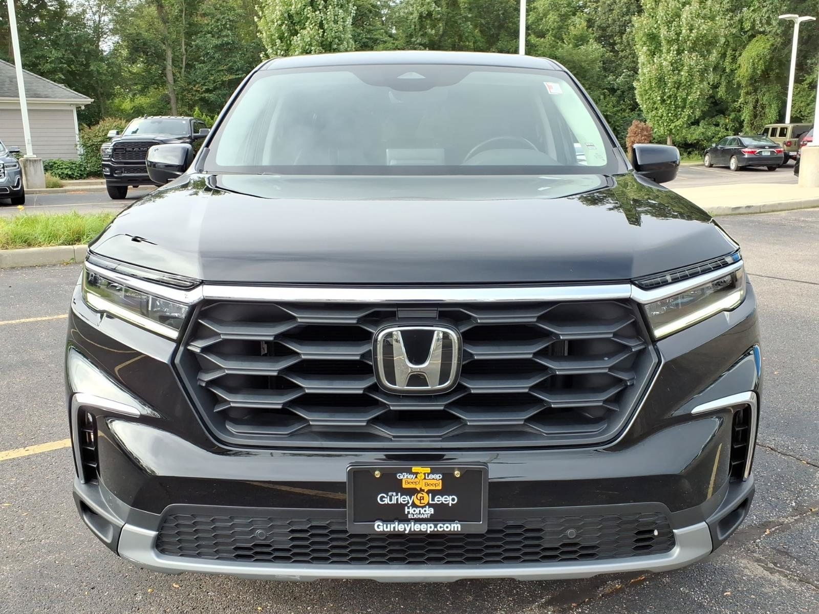Used 2024 Honda Pilot EX-L image 2