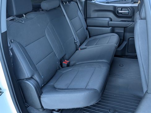 Used 2019 Chevrolet Silverado 1500 Custom Trail Boss w/ Custom Convenience Package AWD/4WD image 19