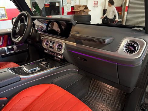 Used 2025 Mercedes-Benz G 550 image 18