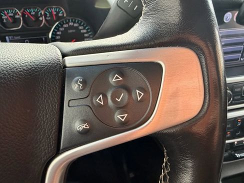Used 2020 GMC Yukon SLT AWD/4WD image 13