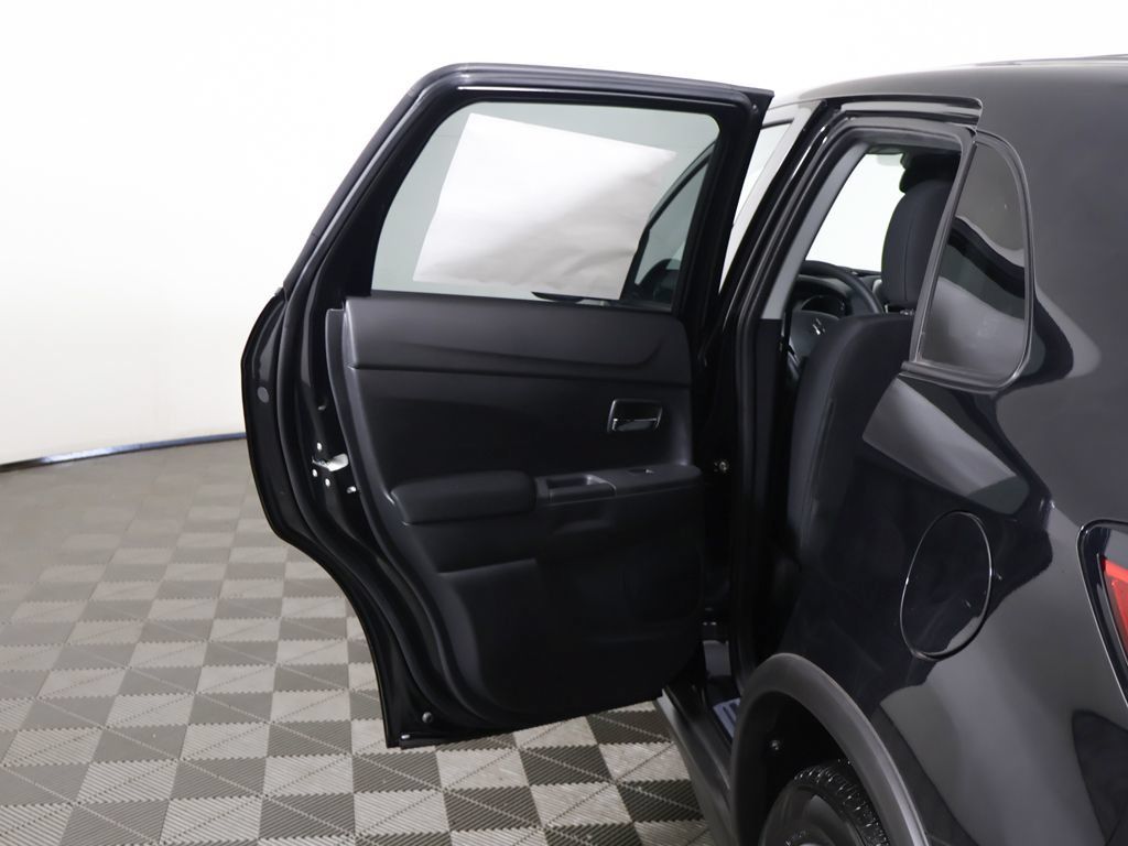 New 2027 Mitsubishi Outlander Sport ES AWD/4WD image 17