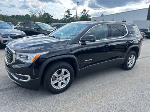 Used 2018 GMC Acadia SLE w/ LPO, Cargo Package AWD/4WD image 3