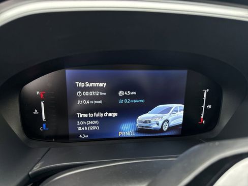 New 2025 Ford Escape SE image 28