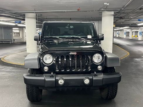 Used 2015 Jeep Wrangler Unlimited Sport w/ Quick Order Package 24S AWD/4WD image 23