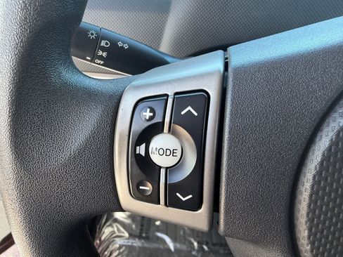Used 2014 Scion xB FWD image 20