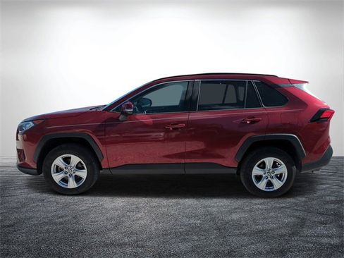 Used 2021 Toyota RAV4 XLE image 7