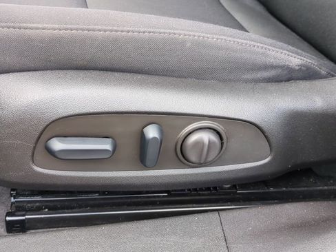Used 2024 Chevrolet Malibu LT FWD image 11