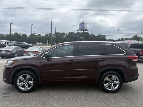 Used 2018 Toyota Highlander FWD V6 image 6