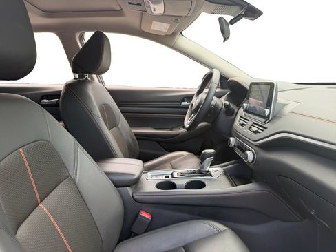 Used 2020 Nissan Altima 2.5 SR w/ Premium Package AWD/4WD image 15