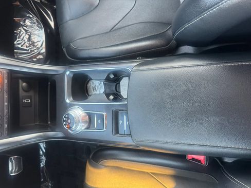 Used 2017 Ford Fusion Titanium FWD image 29