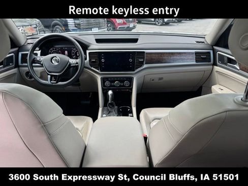 Used 2022 Volkswagen Atlas Cross Sport SEL Premium R-Line AWD/4WD image 15
