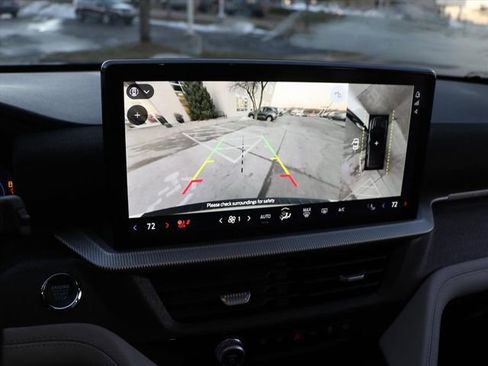 Used 2025 Ford Explorer Platinum w/ LUX Leather Package image 23