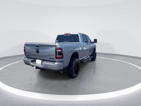 Used 2024 RAM 2500 Big Horn w/ Night Edition AWD/4WD image 8