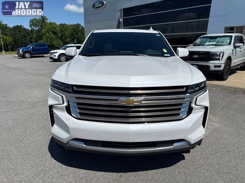 Used 2023 Chevrolet Tahoe High Country w/ Premium Package 2 AWD/4WD image 11