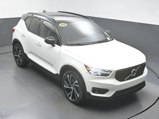Used 2020 Volvo XC40 T5 R-Design w/ Protection Package AWD/4WD image 42