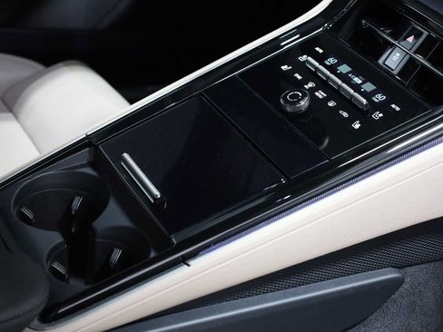 Certified 2026 Porsche Panamera RWD image 21