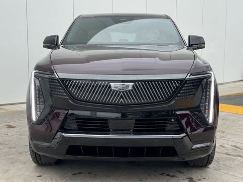 New 2025 Cadillac Escalade IQ Sport 2 w/ LPO, ONYX Package image 3