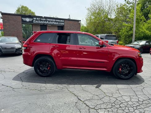 Used 2018 Jeep Grand Cherokee SRT AWD/4WD image 6