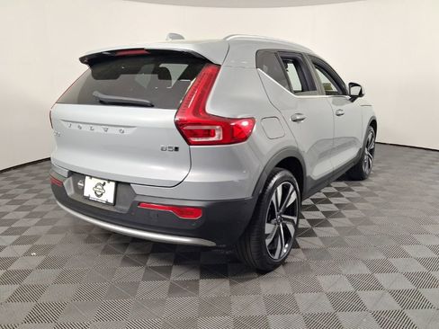 Certified 2024 Volvo XC40 B5 Ultimate w/ Protection Package Premier AWD/4WD image 10