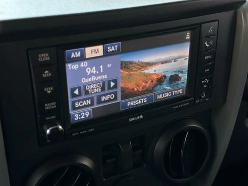 Used 2010 Jeep Wrangler Rubicon w/ Dual Top Group image 22