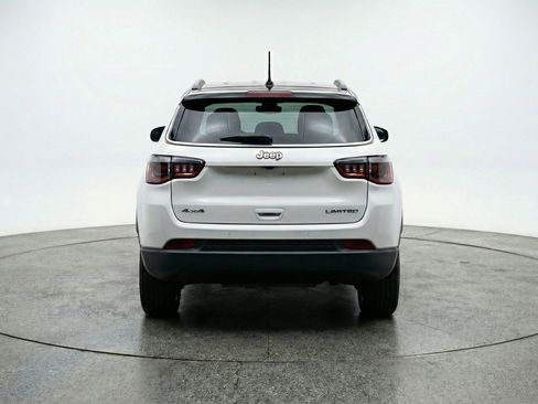 Used 2025 Jeep Compass Limited AWD/4WD image 7