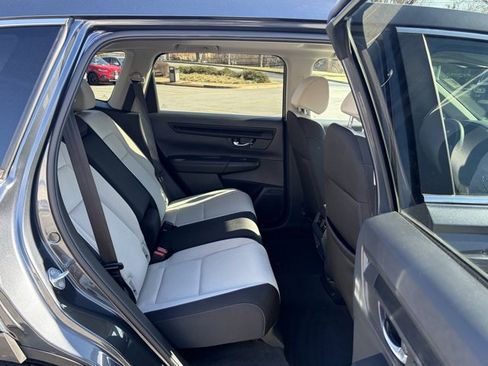 Certified 2024 Honda CR-V EX image 30