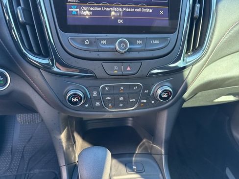 Used 2024 Chevrolet Equinox RS image 69
