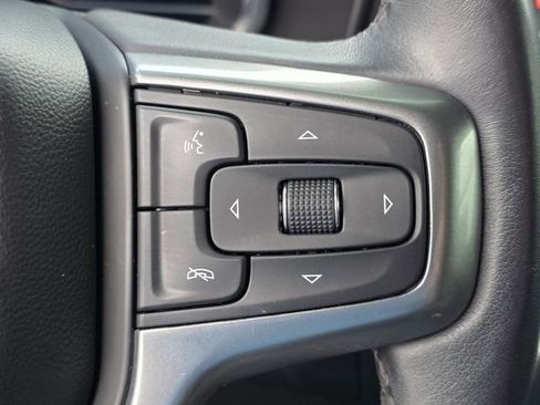 Used 2022 Chevrolet Tahoe Z71 w/ Luxury Package AWD/4WD image 40