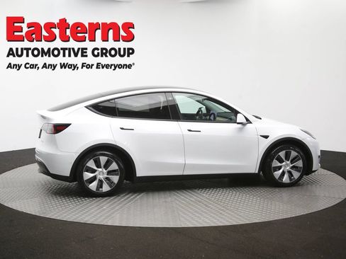 Used 2022 Tesla Model Y Long Range AWD/4WD image 38