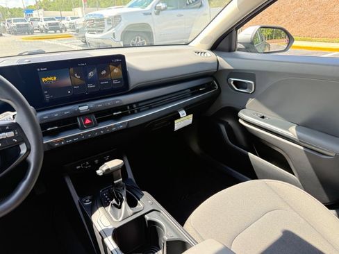 Used 2025 Kia K4 FWD image 20