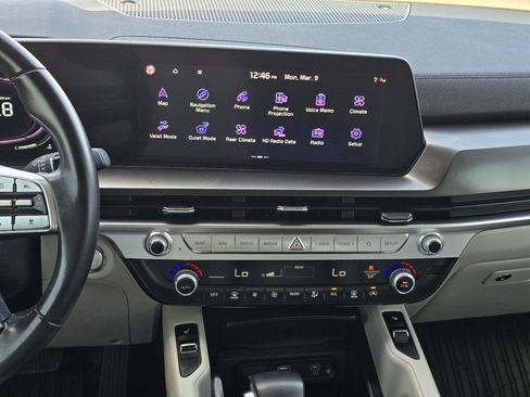 Used 2023 Kia Telluride S image 16