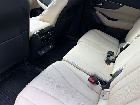 Certified 2023 Acura MDX SH-AWD w/ Advance Package image 15